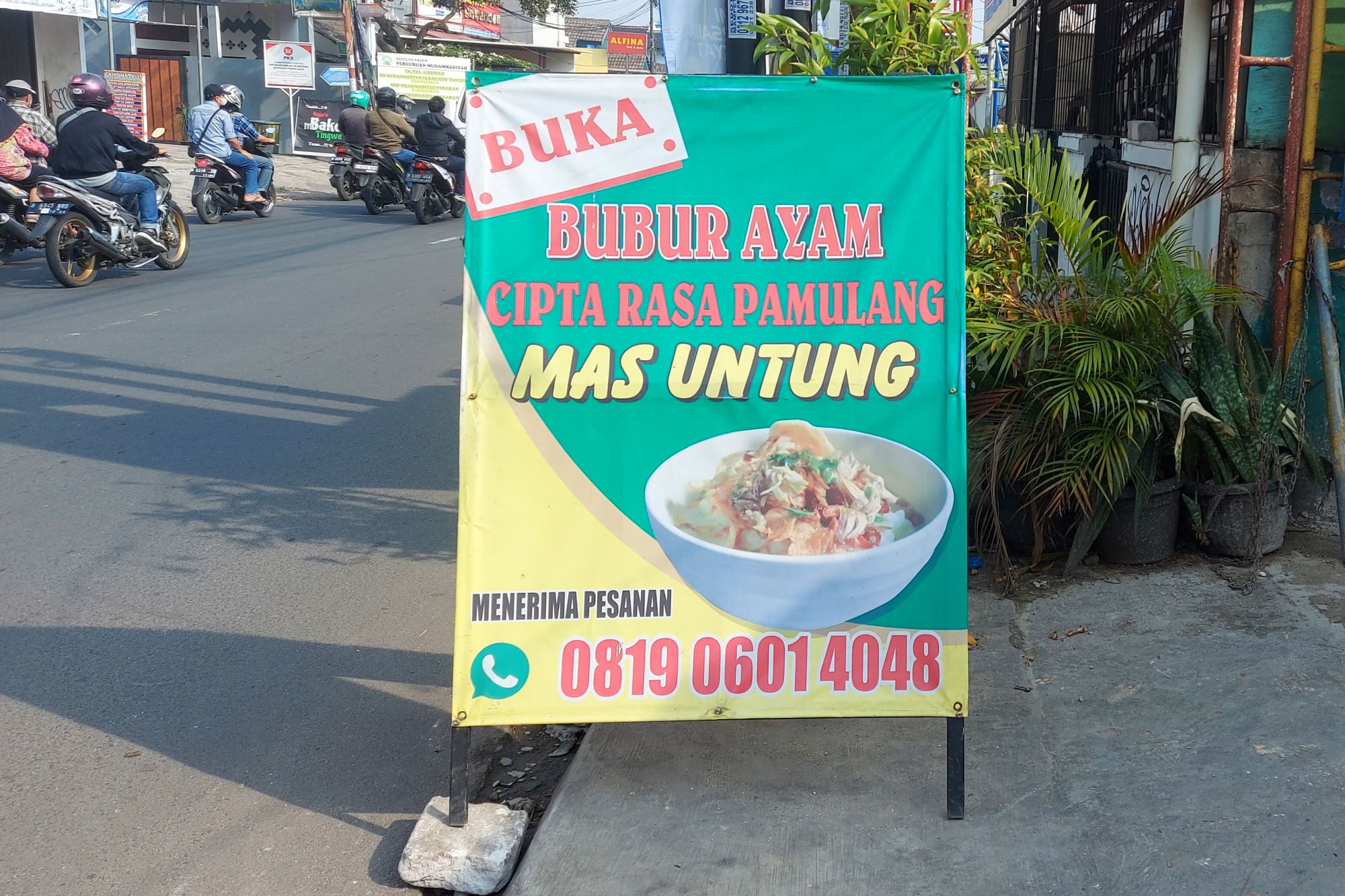 Papan Nama Bubur Ayam Ciptarasa Mas Untung